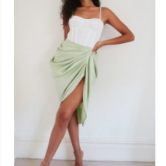PLT Sage Ruched Midi Skirt - Picture 2 of 3